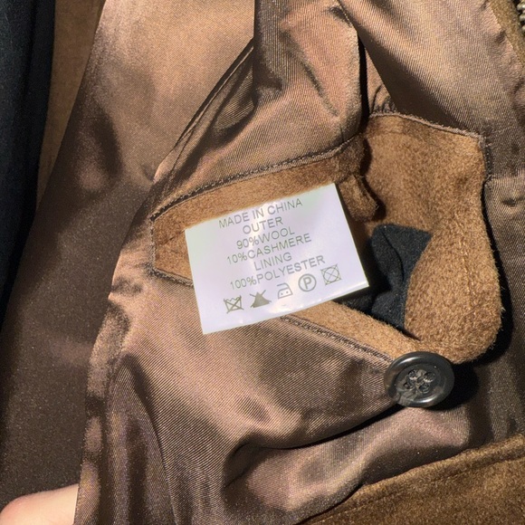 Men’s Peter Millar Wool Vest - Picture 4 of 4